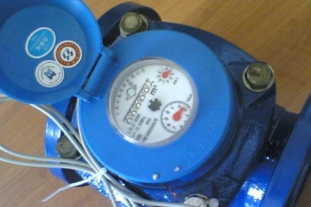 一種密封性好、不易滲水的光電直讀遠傳水表