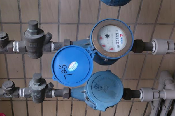電子遠傳水表選購技巧，30年水表專家經驗總結！